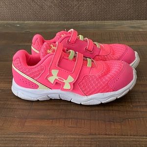 Girls Under Armour tennis shoes